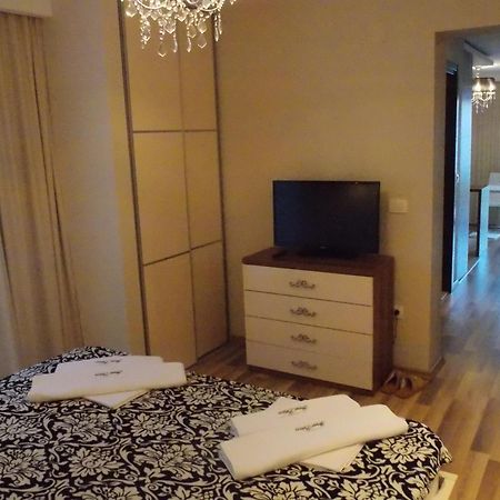 Apartments And Rooms Grand Palazzo Budva Exterior photo