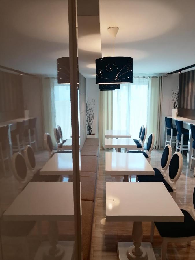 Apartments And Rooms Grand Palazzo Budva Exterior photo