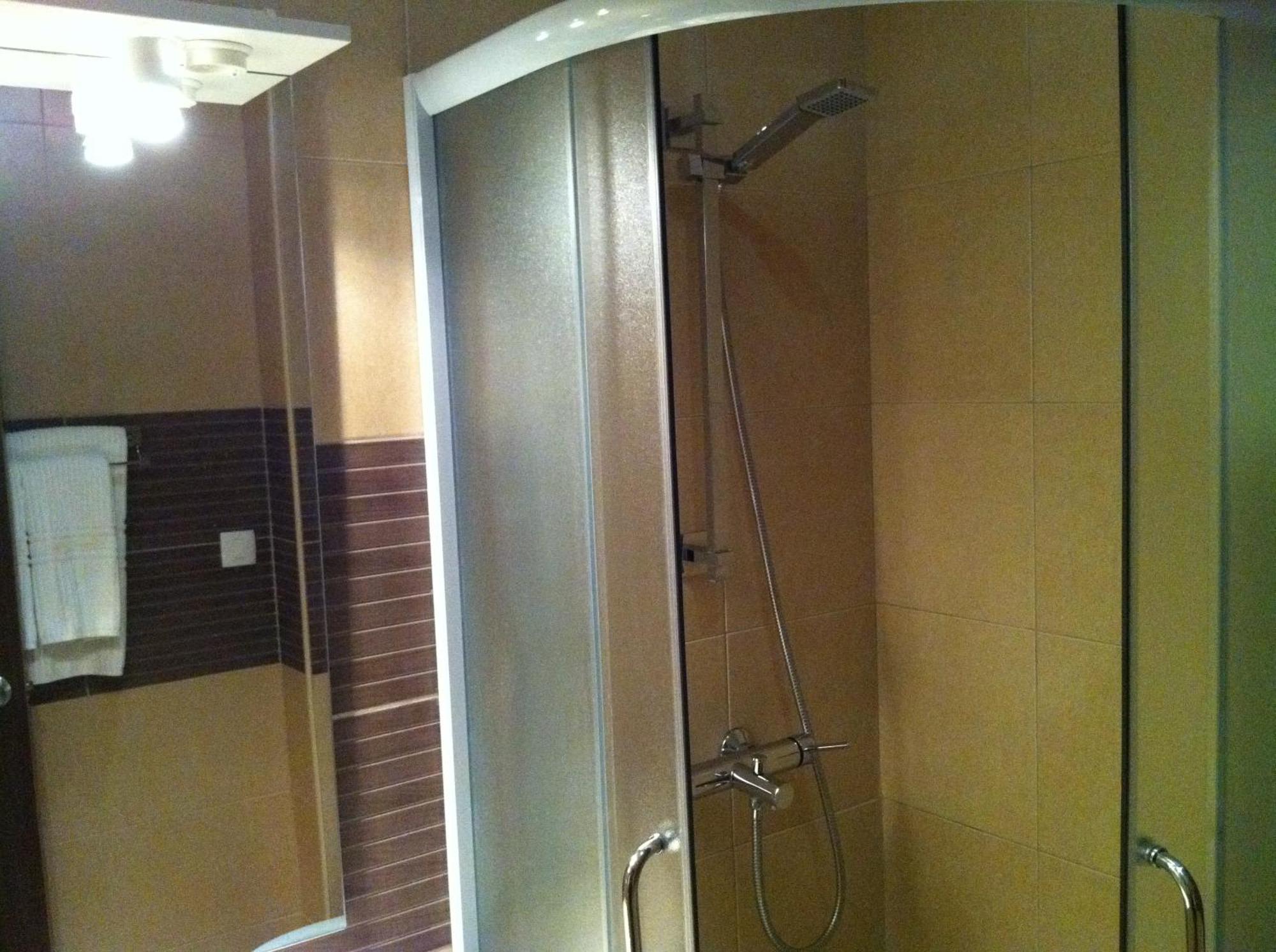 Apartments And Rooms Grand Palazzo Budva Room photo