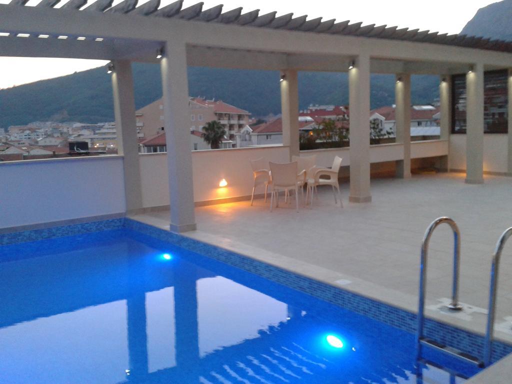 Apartments And Rooms Grand Palazzo Budva Room photo